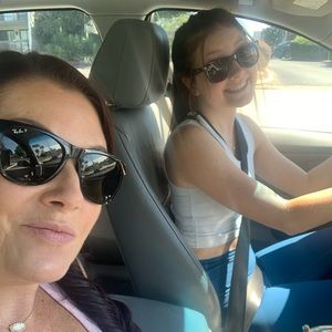 Meet your Posher, Phoenix